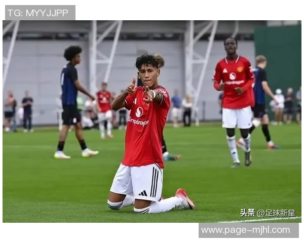 费迪南德畅谈梅西采访梦想与小贝沟通曼联表现分析