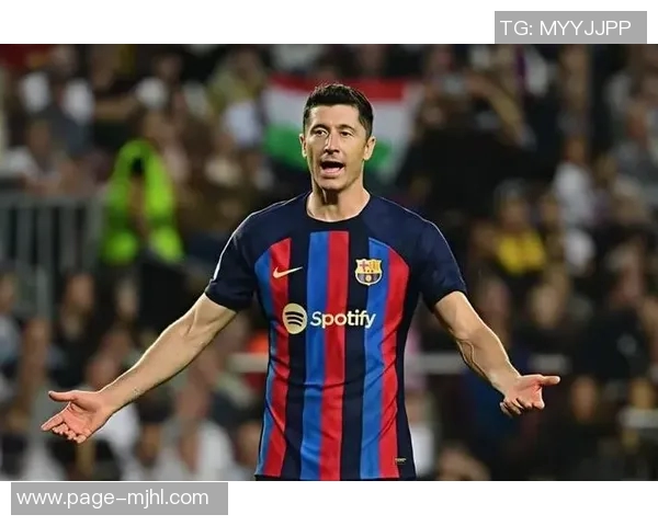 巴萨训练最新动态莱万缺席门将首发人选仍待揭晓 巴萨训练最新动态莱万缺席门将首发人选仍待揭晓