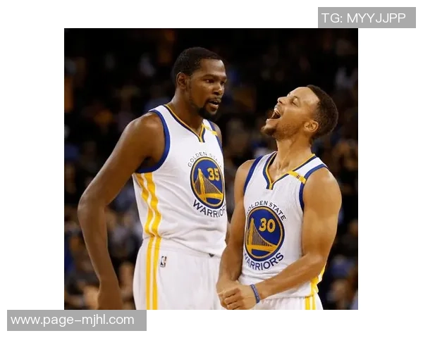 勇士管理层霍里坦言杜兰特不会有雕像球队历史早已辉煌 勇士管理层霍里坦言杜兰特不会有雕像球队历史早已辉煌