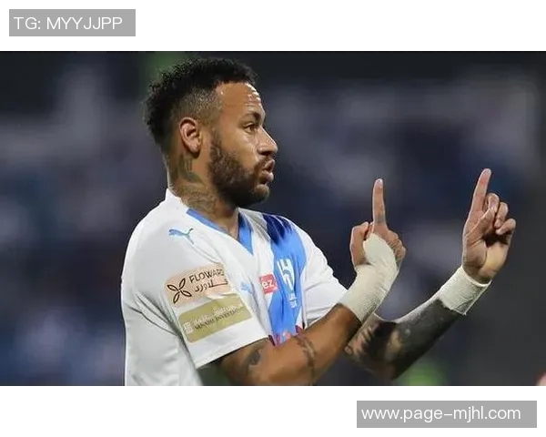 亚马尔尽管耻骨伤病未愈仍坚持训练展现顽强斗志