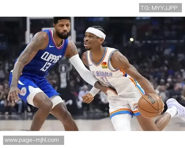 詹姆斯今日无比赛分享高尔夫球乐趣与冰浴恢复瞬间引发球迷热议 詹姆斯今日无比赛分享高尔夫球乐趣与冰浴恢复瞬间引发球迷热议